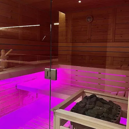 Hotel & Rocabella