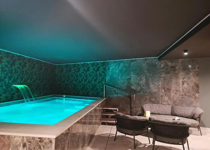 Hotel Hôtel&spa Rocabella LʼÎle-Rousse