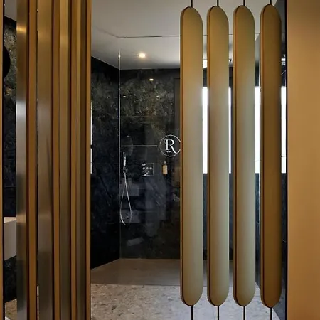 Hotel Hôtel&spa Rocabella LʼÎle-Rousse