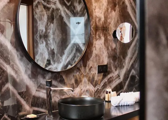 & Rocabella Hotel LʼÎle-Rousse